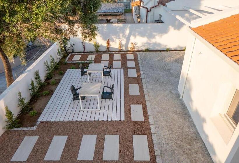 پانسیون Villa Est