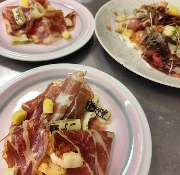 אתר נופש Sleeping Barrel Lodge Smaken Av Ryfylke Event As, Drives Ikke Som Hotell