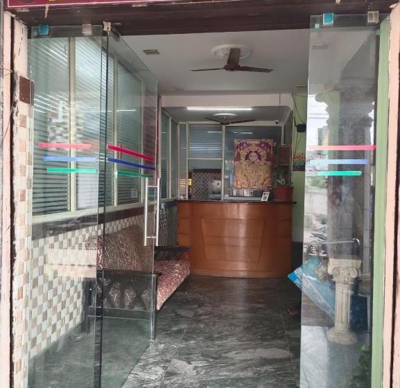 Spot On Hotel Mayuri Grand