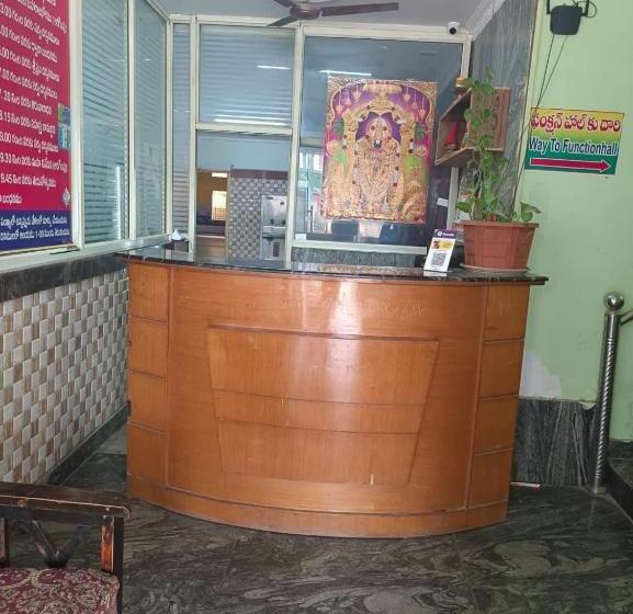 Spot On Hotel Mayuri Grand