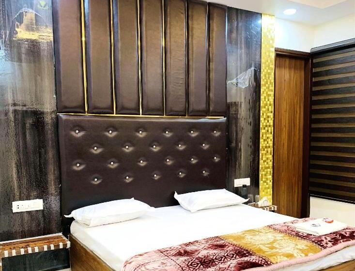 The R Motel Phagwara City    Full Privacy & Security    Family,corporate,couples Favorite