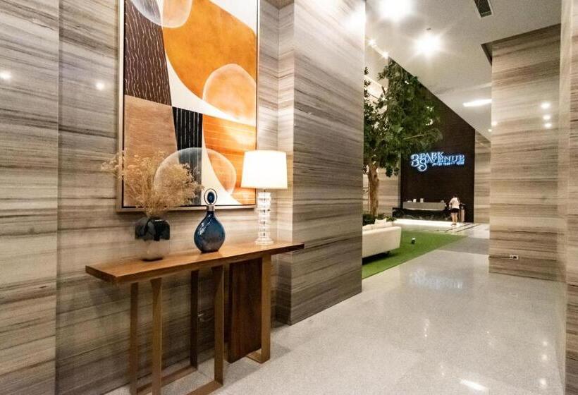 Vibrant Cozy Studio Unit In It Park