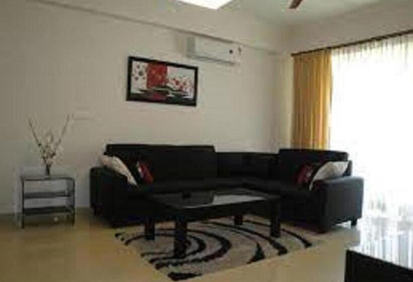 호텔 Oragadam Rooms By Actisai