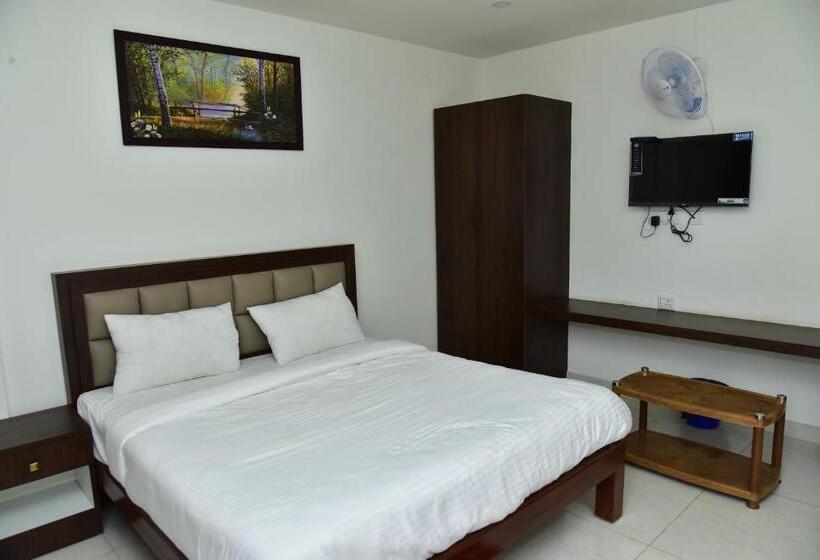 Apith Hotel And Suites