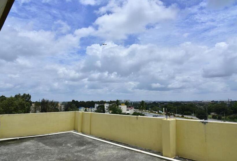 Apith Hotel And Suites