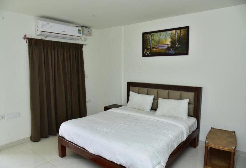 Apith Hotel And Suites