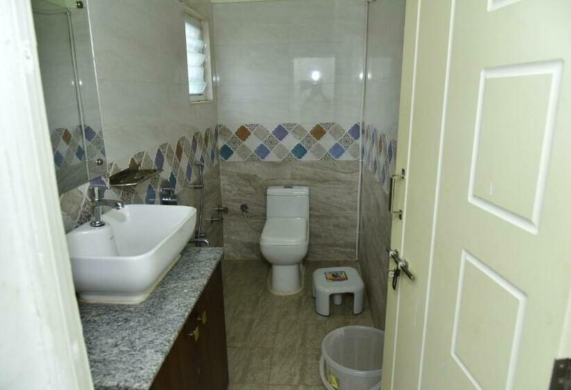 Apith Hotel And Suites