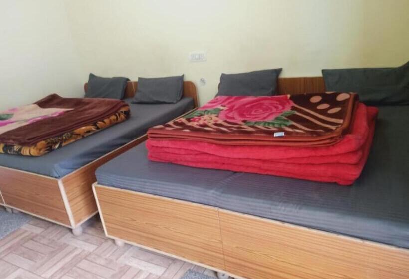 Bed and Breakfast King Of Himalaya Homestay