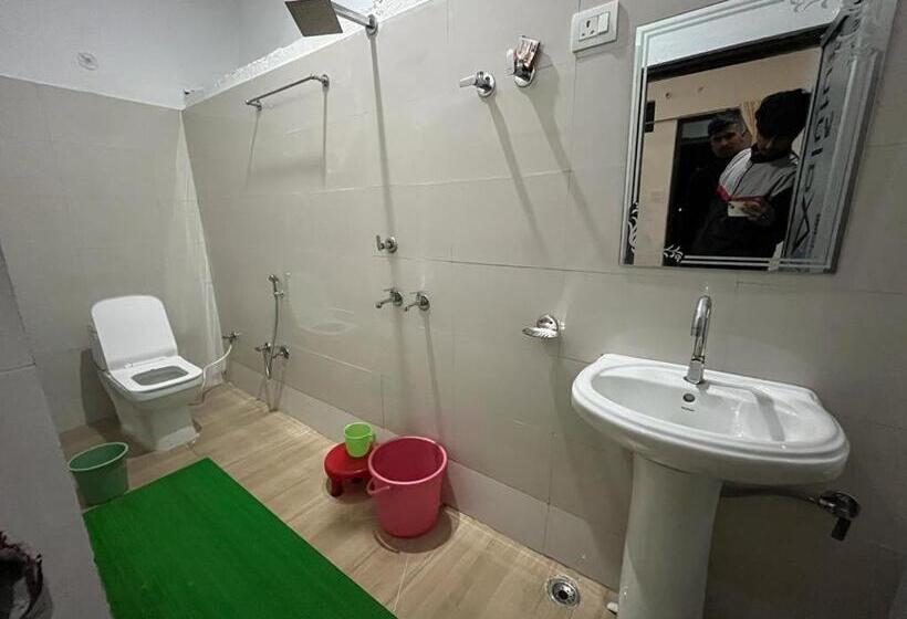 Bed and Breakfast King Of Himalaya Homestay