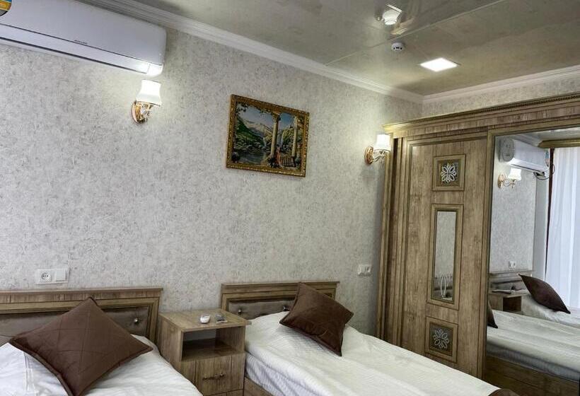 ホテル Anor Qal A