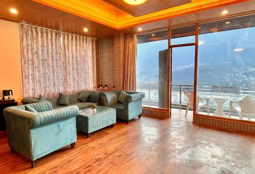 هتل Bentenwood Resort   A Beutiful Scenic Mountain & River View