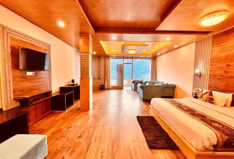 هتل Bentenwood Resort   A Beutiful Scenic Mountain & River View