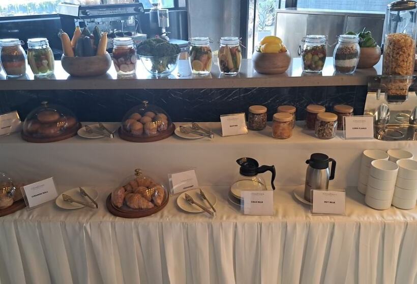 בית מלון כפרי Citadines Arpora Nagoa Goa