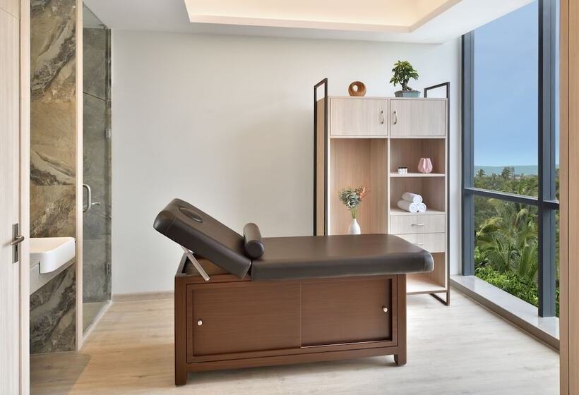 בית מלון כפרי Citadines Arpora Nagoa Goa