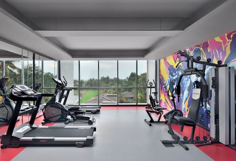 בית מלון כפרי Citadines Arpora Nagoa Goa