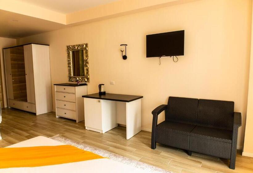 בית מלון כפרי Costa Del Sol