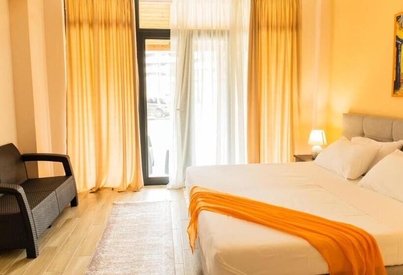 בית מלון כפרי Costa Del Sol