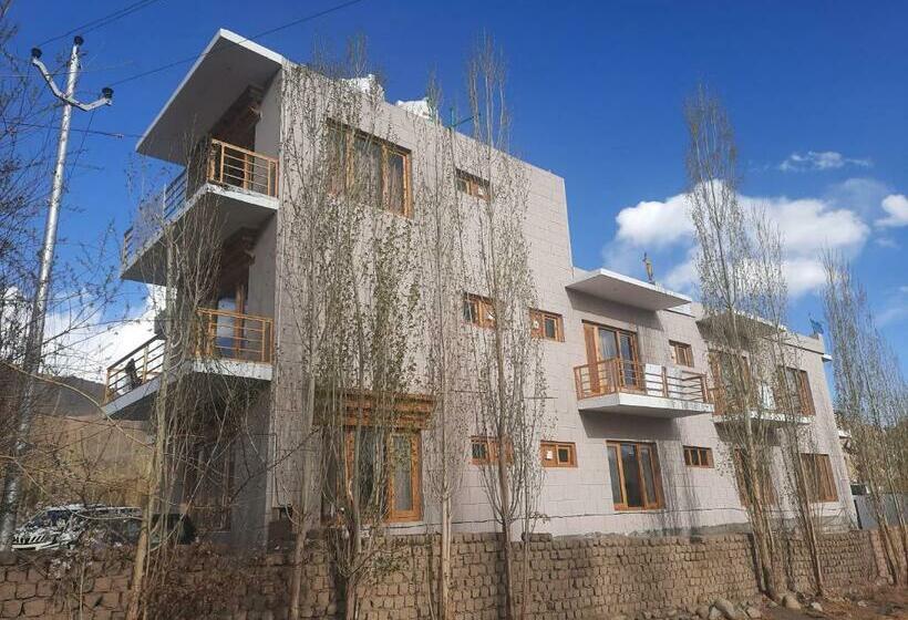 בית מלון כפרי Green View Guest House