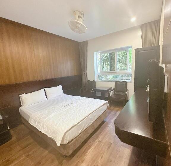 هتل Khách Sạn Hoàng Gia