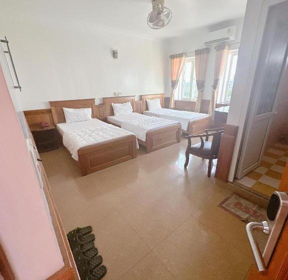 هتل Khách Sạn Hoàng Gia