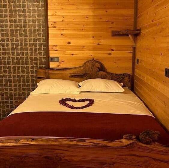 호텔 Kral Dağ Evleri