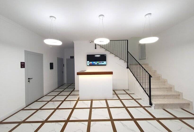 酒店 Nerium Garden Inn Tirana Airport