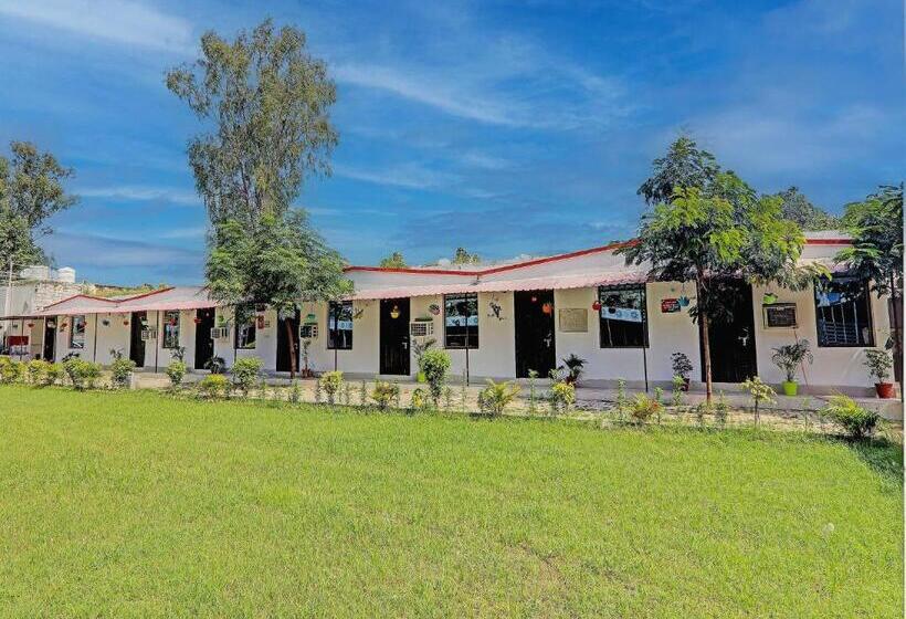 فندق Oyo Flagship T R Resort