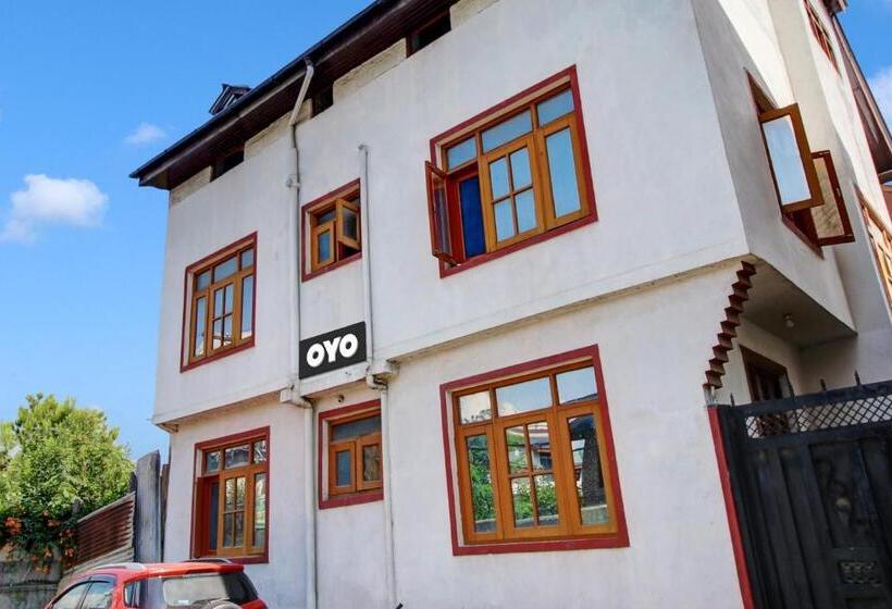 호텔 O Wooden Cave By M2