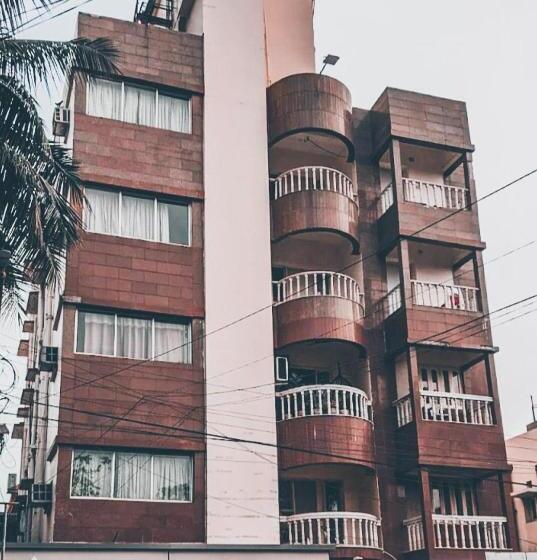 호텔 Reliance Guest House