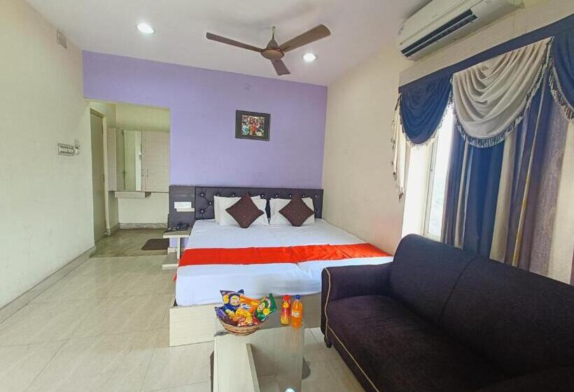 호텔 Reliance Guest House