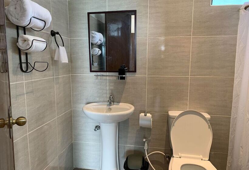 هتل Siquijor Skylodge Mountain Resort