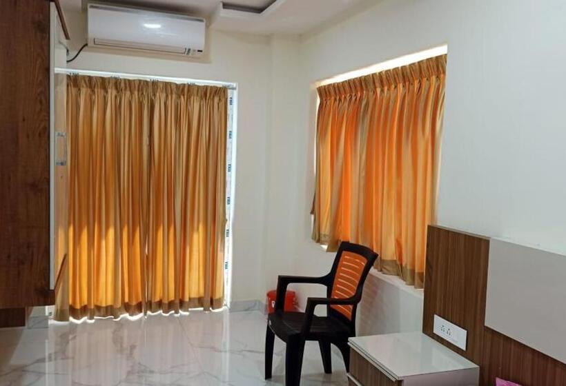 호텔 Spn Shubam Rooms