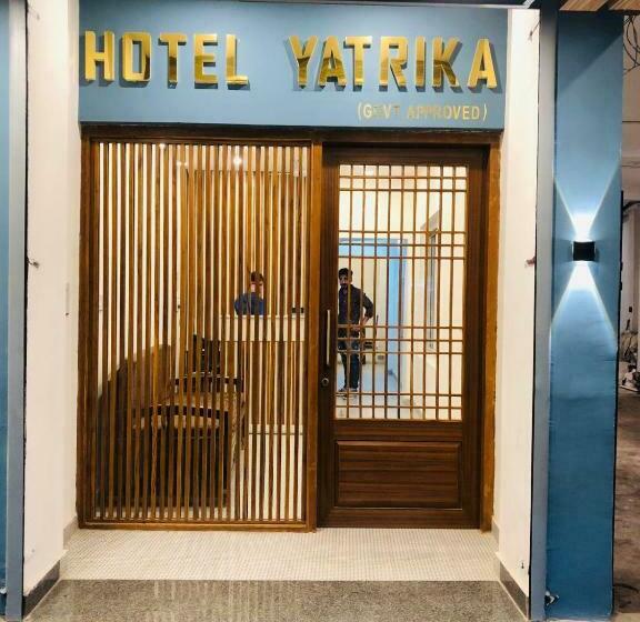 هتل Yatrika