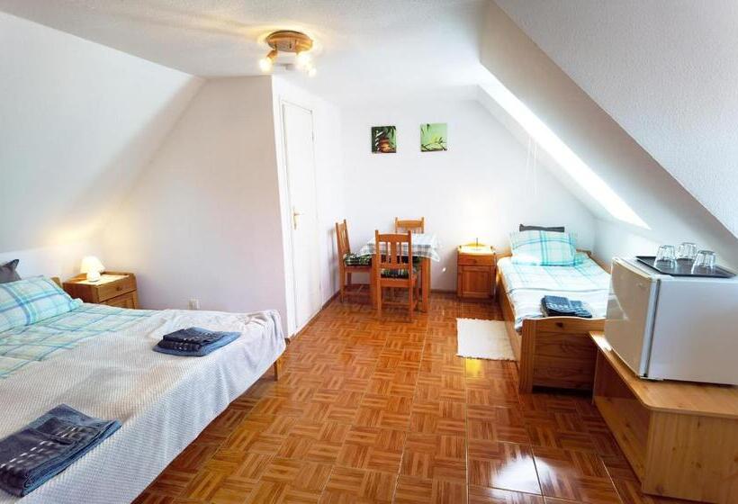 Пансион Family Vendégház