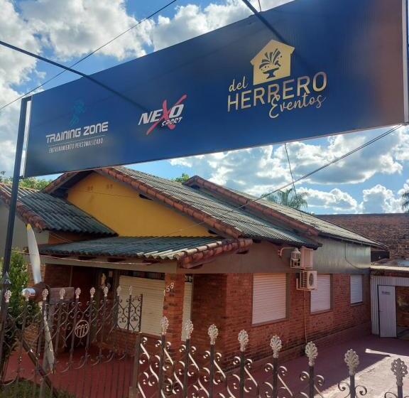بنسيون Hostel Del Herrero