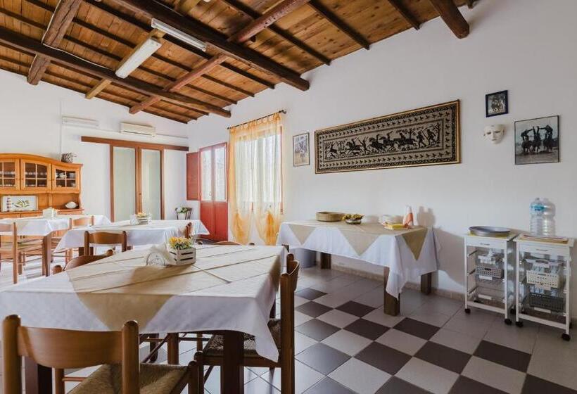 بنسيون Il Corbezzolo