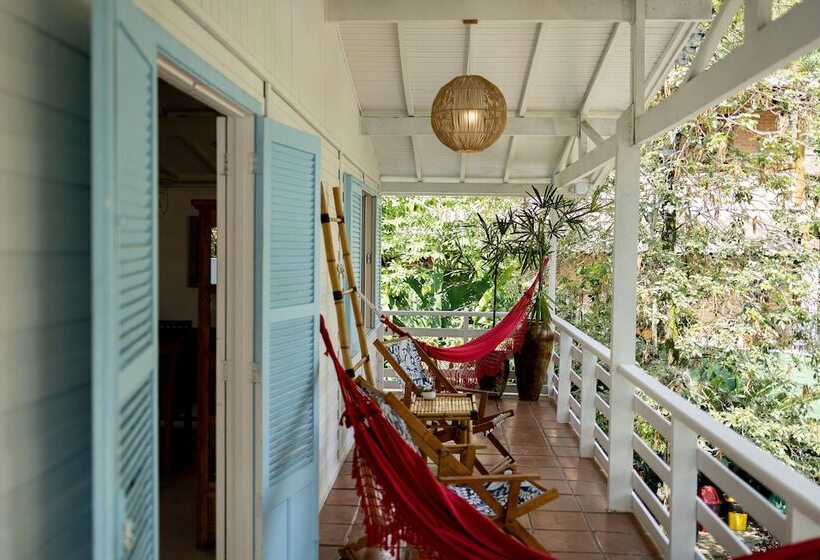 Пансион Ilhabela Studios