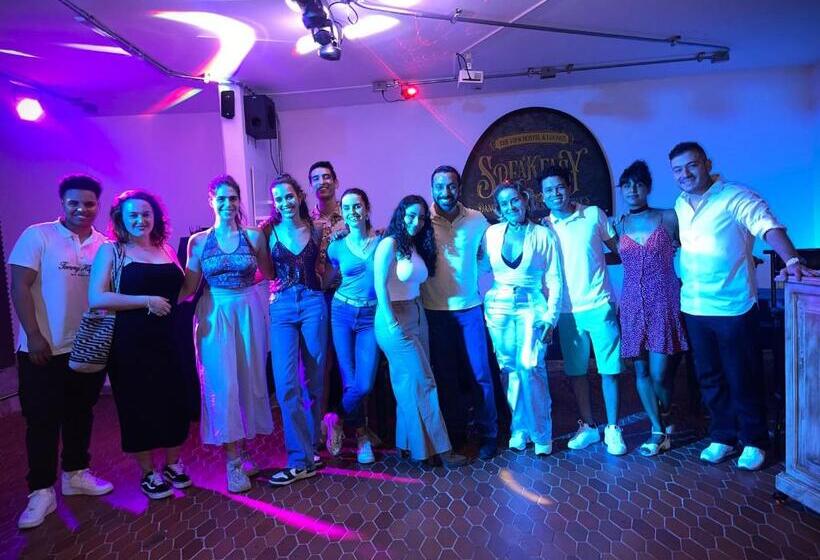 Pension The View Hostel & Lounge