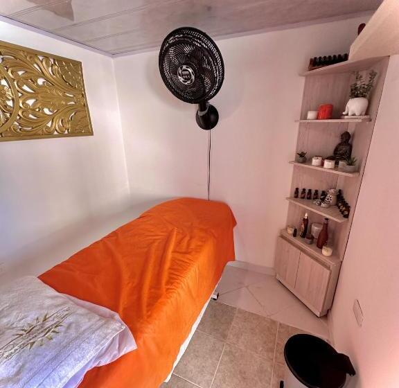 Pension The View Hostel & Lounge