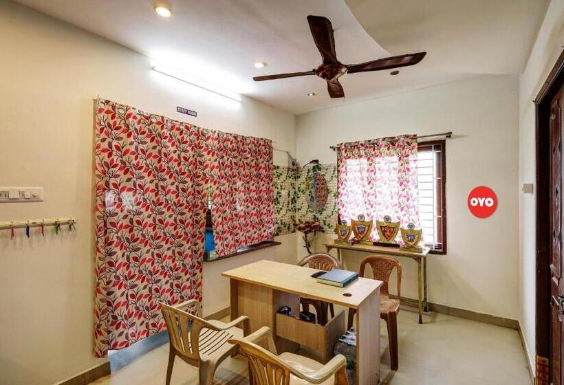 ペンション O Vaishnavi Stays