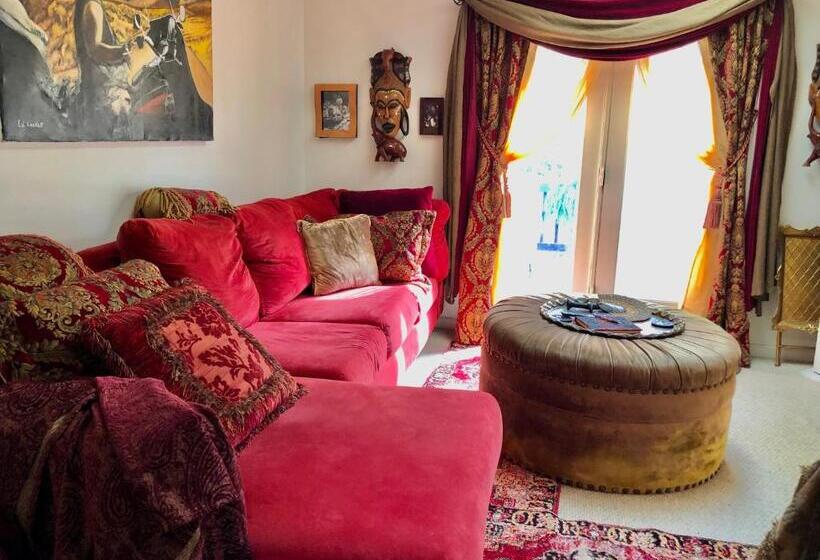 Private Stay By Madlygiving   Boutique Bed & Breakfast At National Harbor   By Hospitalent Mariby Co