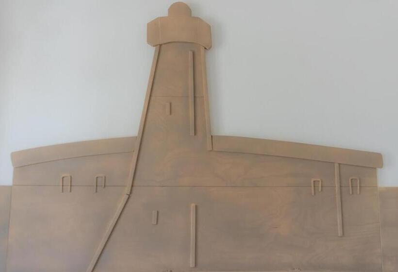 تختخواب و صبحانه Rudini Charming