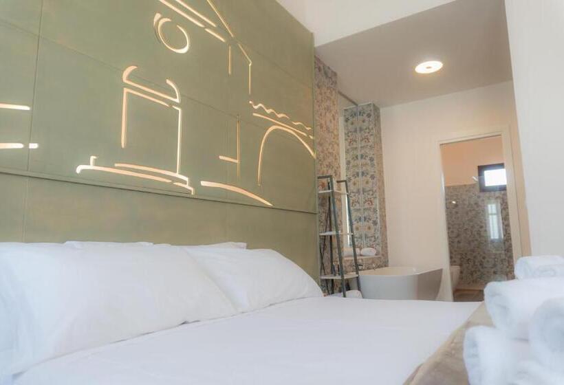 تختخواب و صبحانه Rudini Charming