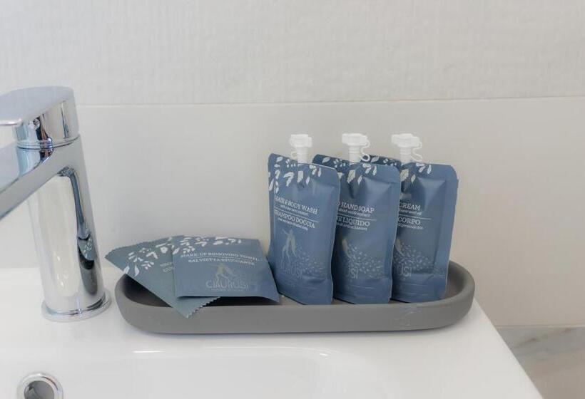 تختخواب و صبحانه Rudini Charming