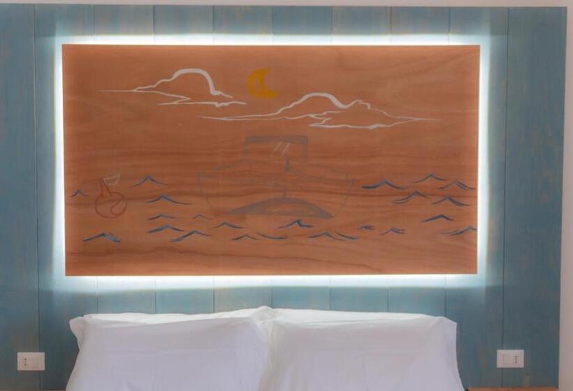 تختخواب و صبحانه Rudini Charming