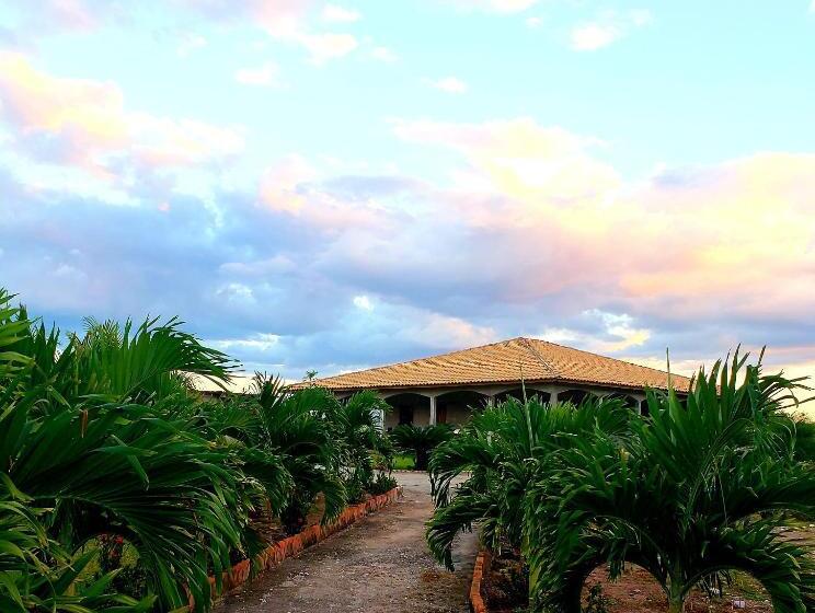 Dexamano Hotel & Resort