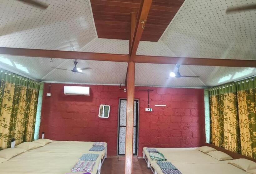 Green Blossom Resort Roha