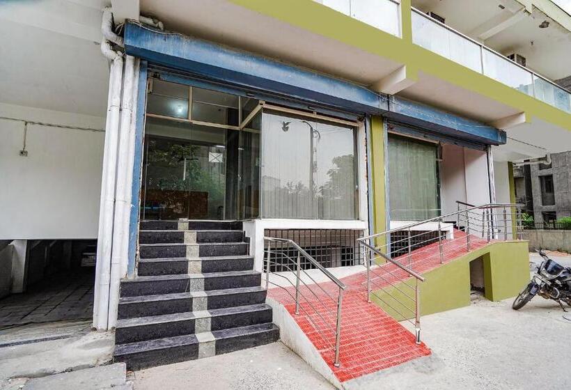 Fabhotel Earth View Residency