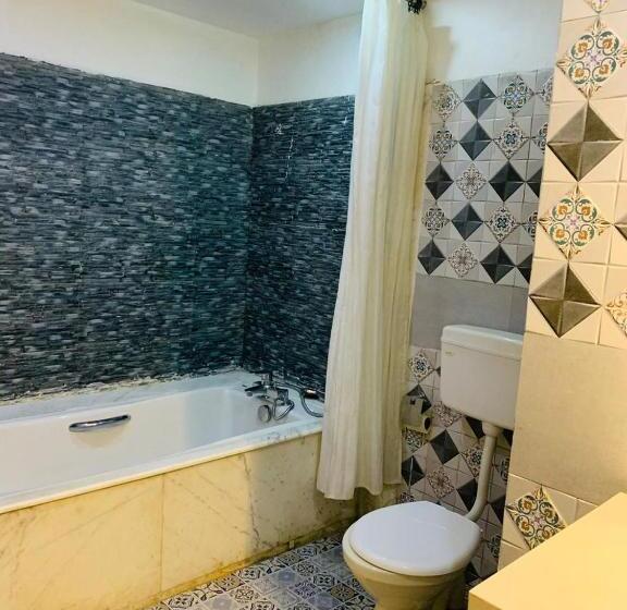 فندق Goa Divine Candolim