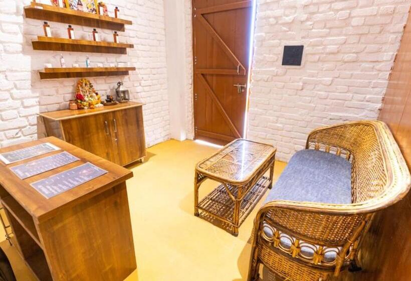 酒店 Himalayan Yoga Association